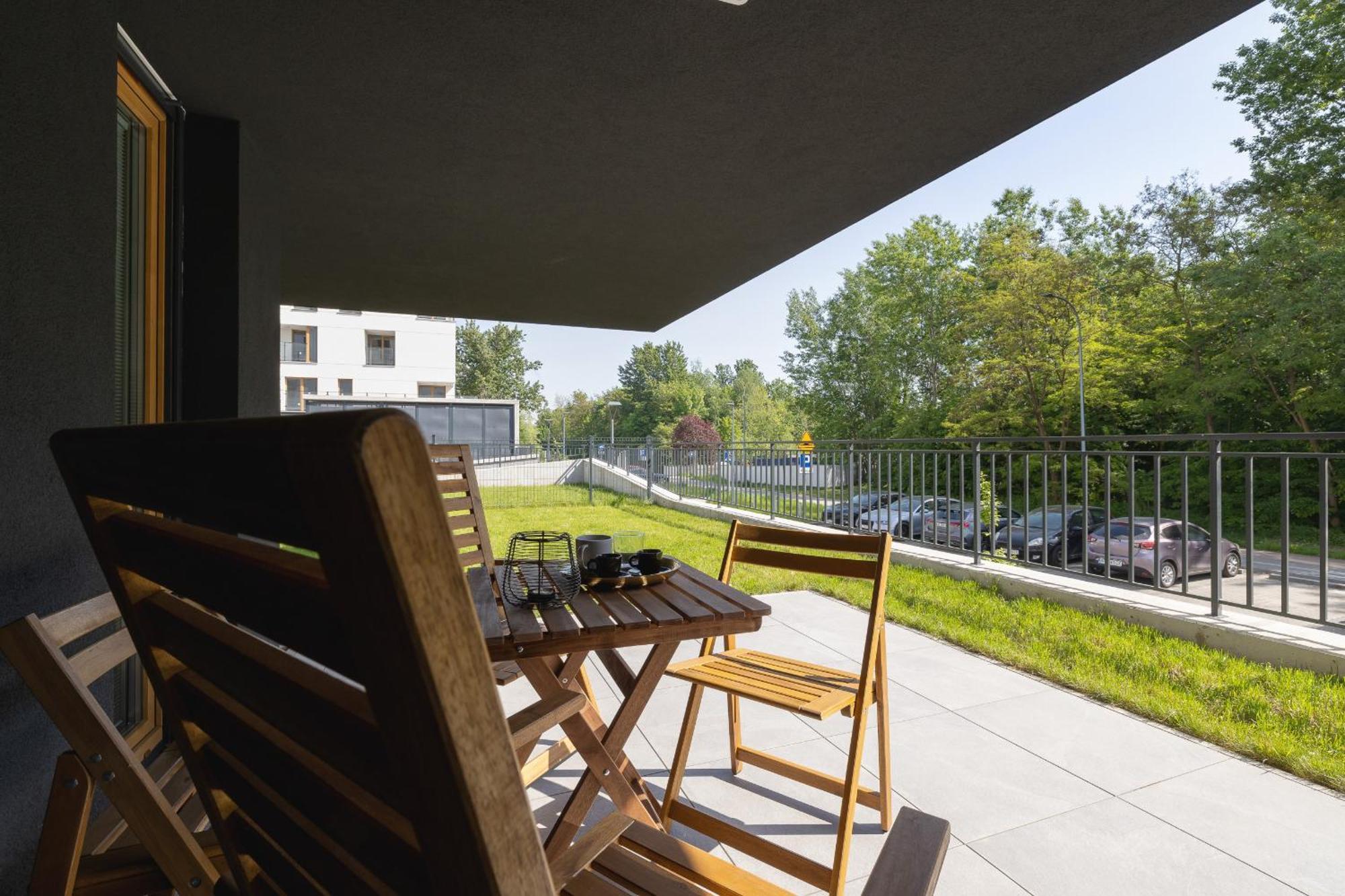 Luxury Two Bedroom Apartment With Terrace And Garage By Renters Prestige Katowice Exterior foto